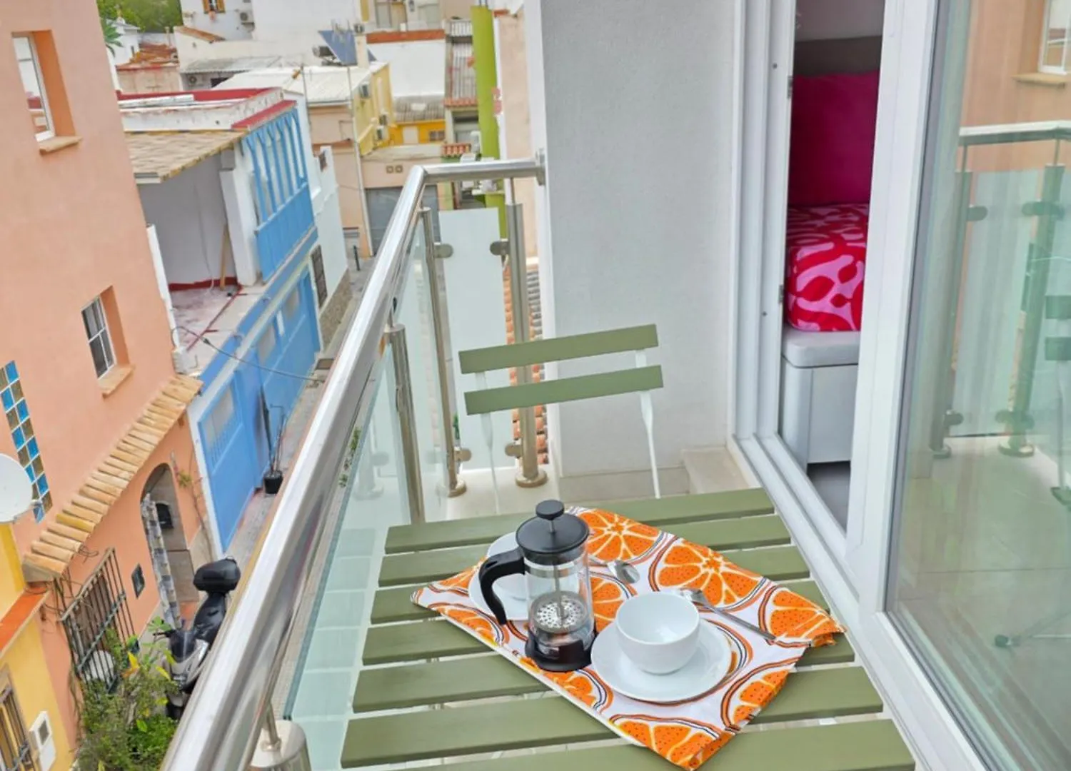 Dali Huelin Malaga Modern Beach Appartment