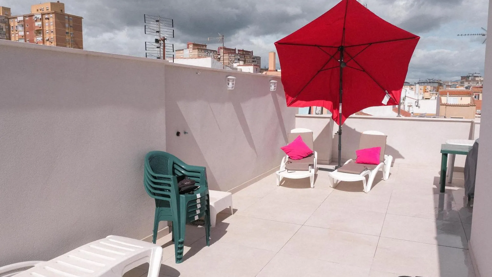 Dali Huelin Malaga Modern Beach Appartment Apartment